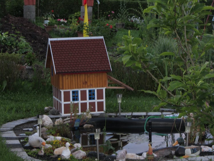 Kleiner Gartenteich